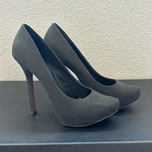 Black platform Bershka heels